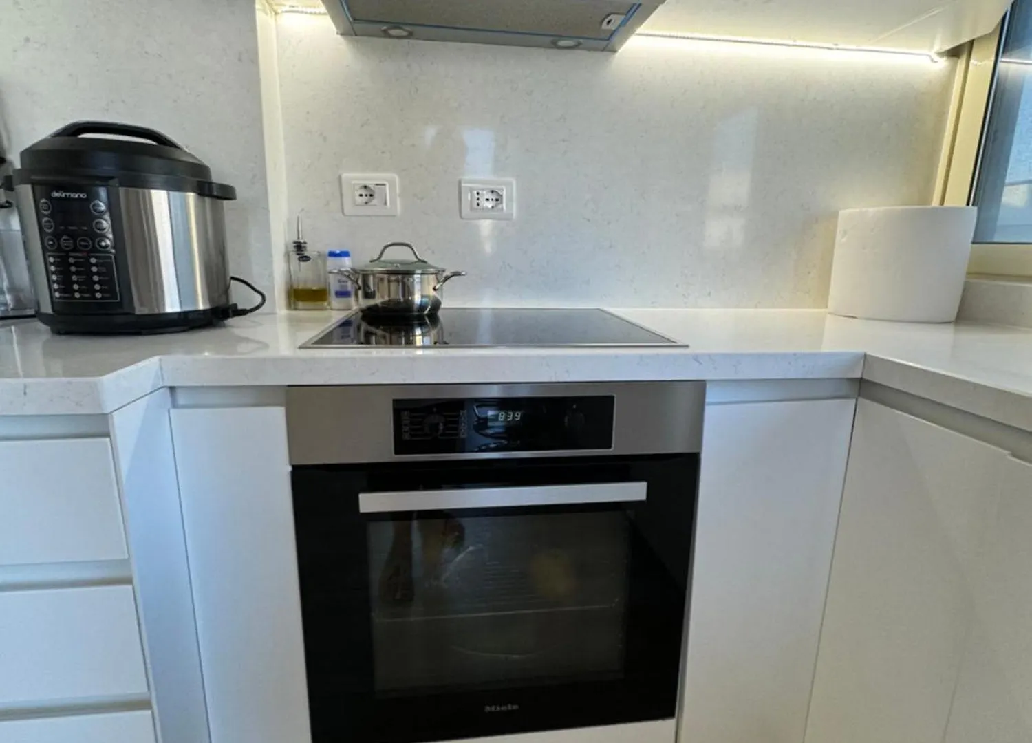 Sea View Deluxe Apartments Qerret Golem אלבניה