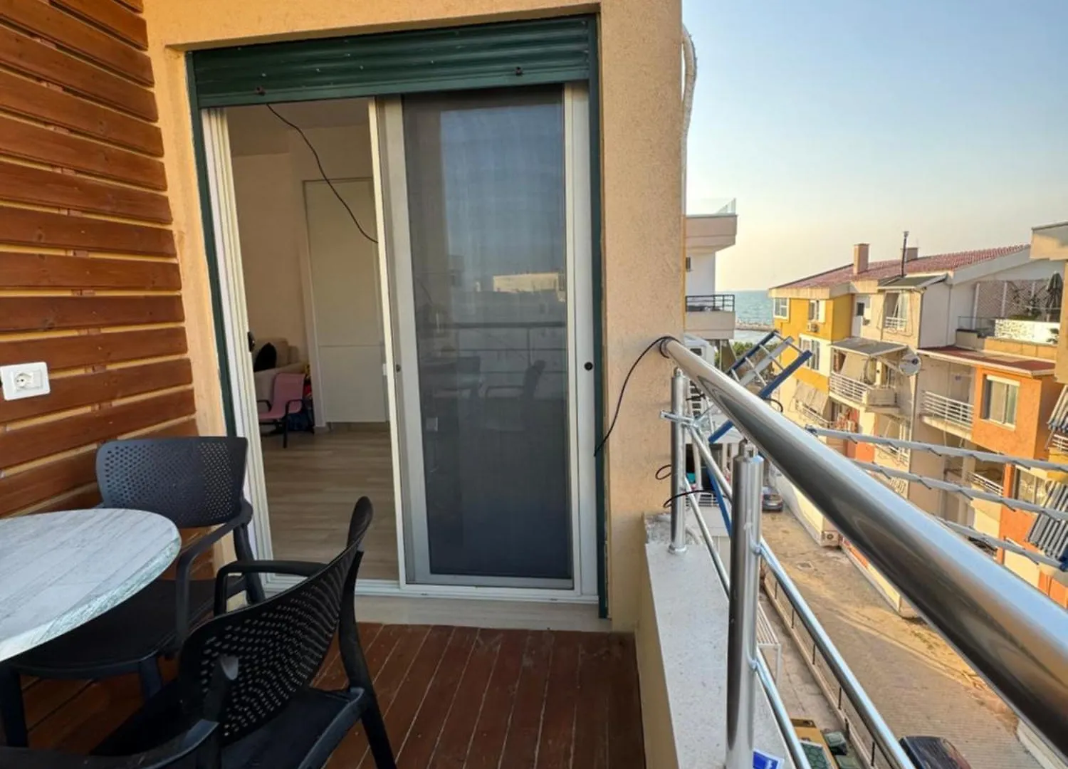 Sea View Deluxe Apartments Qerret Golem