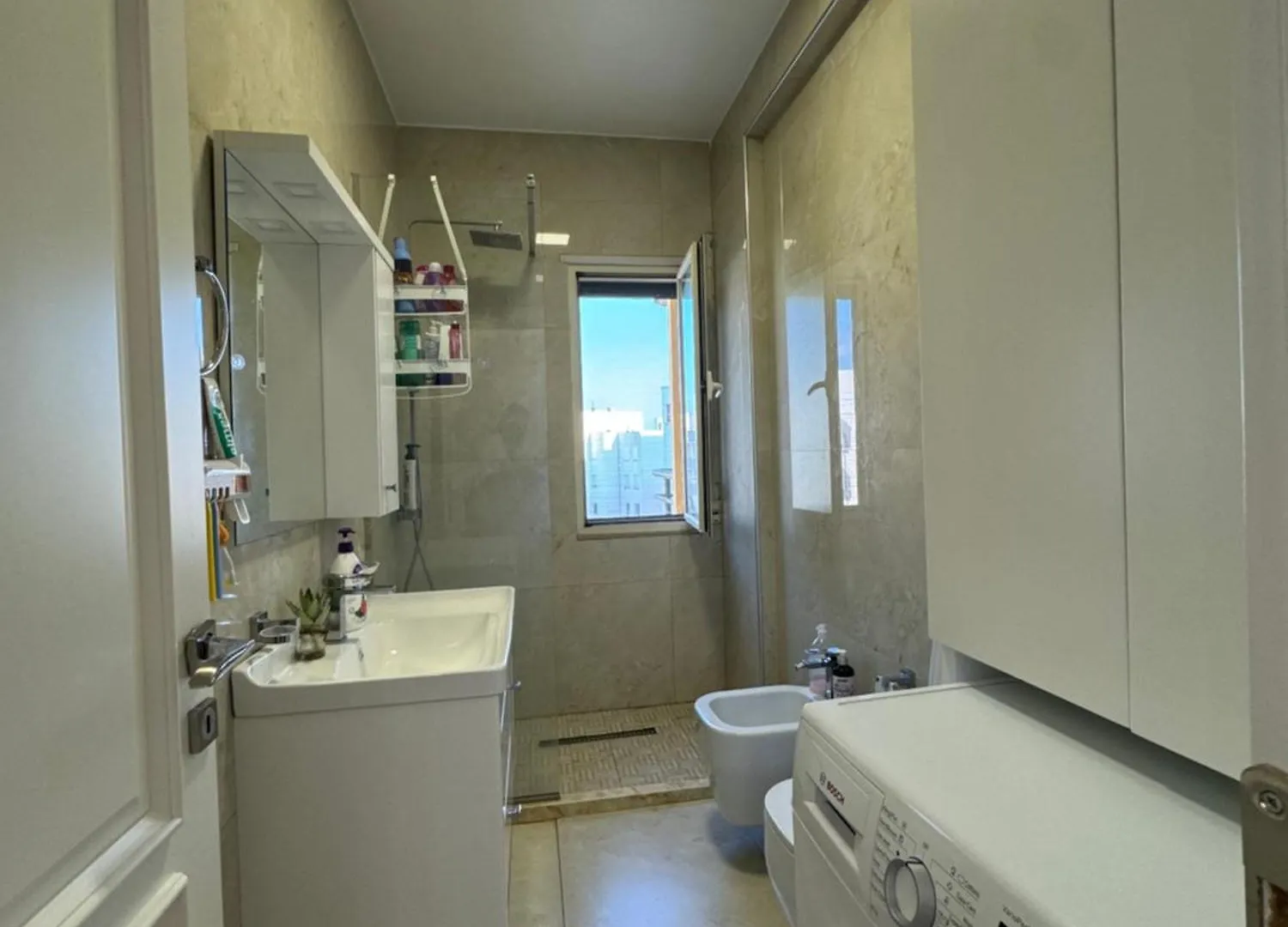 Sea View Deluxe Apartments Qerret Golem גולם