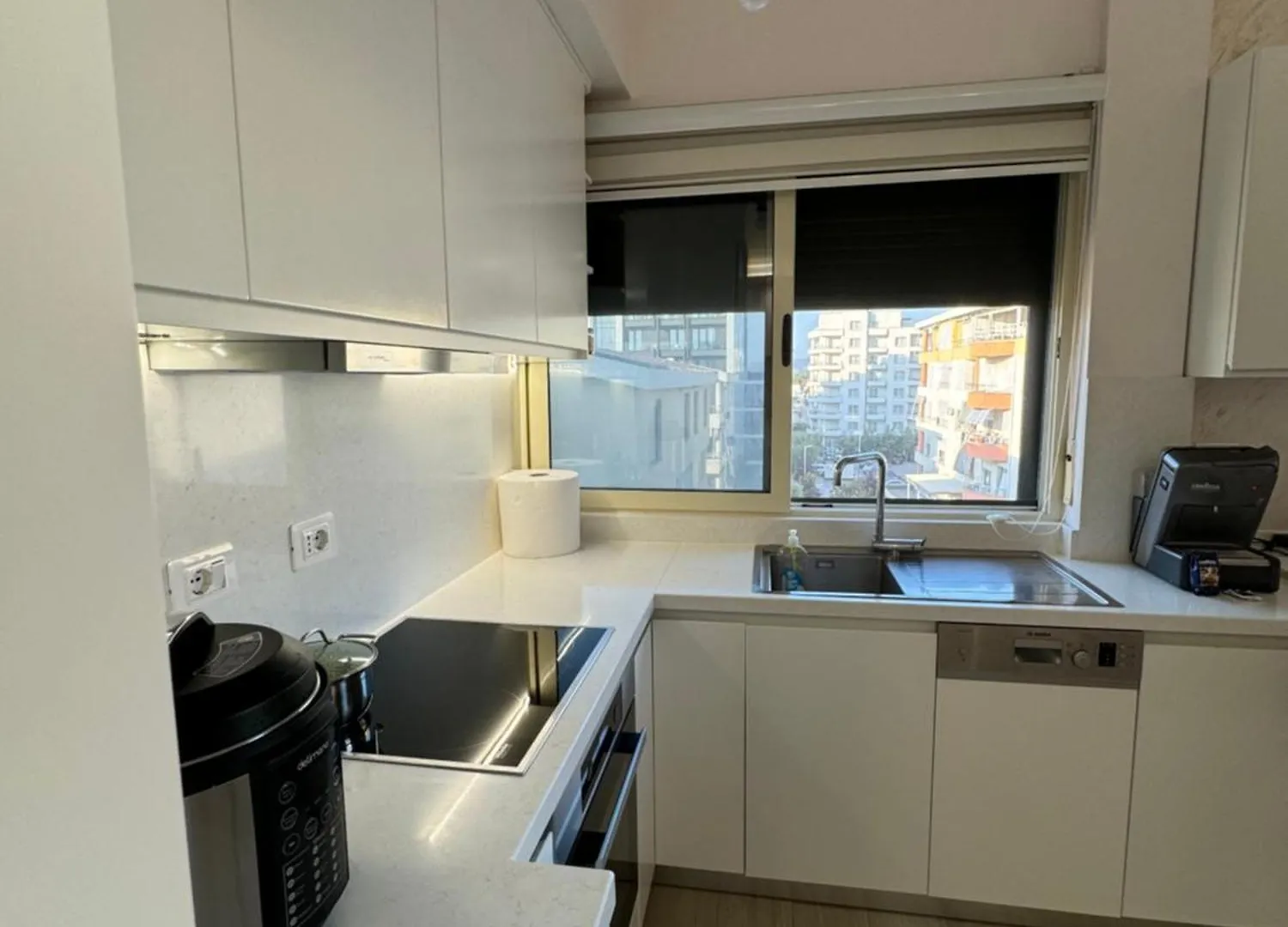 Sea View Deluxe Apartments Qerret Golem  גולם