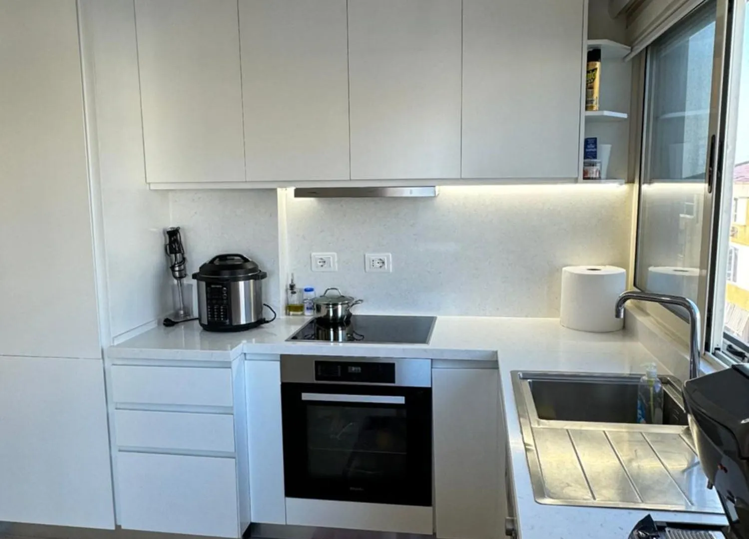 Sea View Deluxe Apartments Qerret Golem 0*, גולם